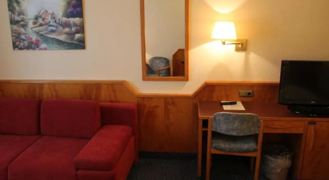 Четырёхместный номер Standard Hotel Seegarten Quickborn