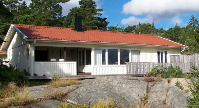 8 Person Holiday Home in Tanumshede, Book Hotel  