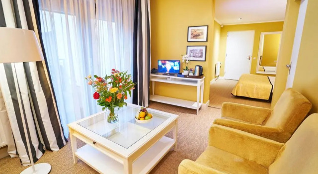 Полулюкс Hotel Gulpenerland