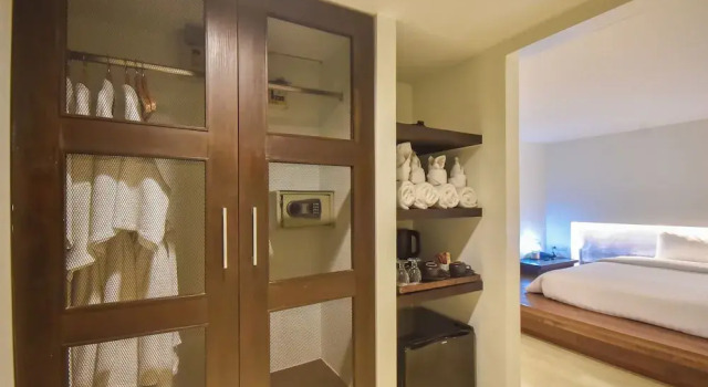 Люкс S2 Hotel Bangsaen