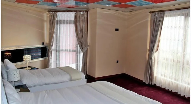 Номер Standard Konerkon Otel Plaza