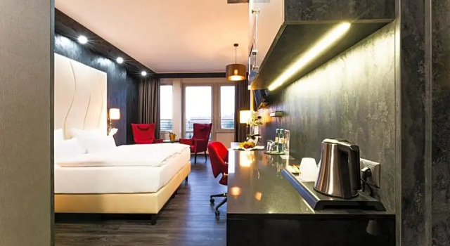 Номер Comfort PLAZA Premium Schwerin