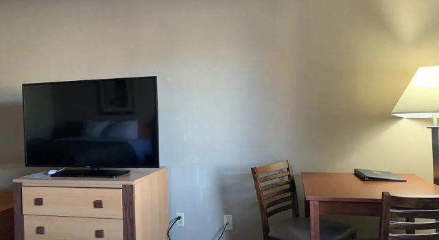 Четырёхместный номер Standard Цокольный этаж Quality Inn Nashville - Bloomington