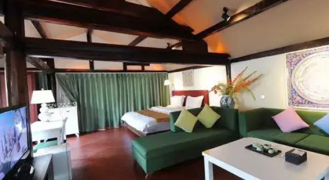 Lijiang Wu Courtyard Gardens Resort, Boek Resort Hotels in Yunnan met parkeren, Parkeren