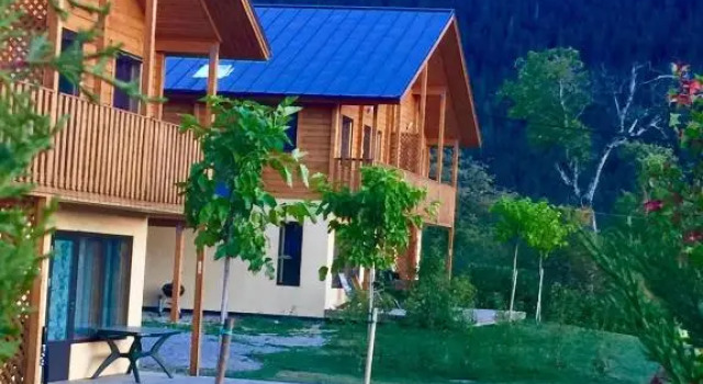 Les Chalets Fleurs de France, Varaa Mökki Valdeblore 