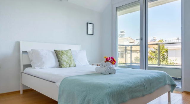 Апартаменты Дуплекс с видом на бассейн EV Apartments