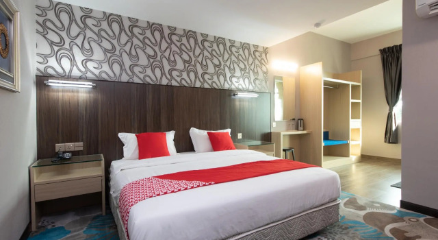 Номер Premium OYO 89375 Regent Hotel