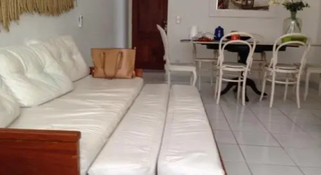 Apto em Cabo Frio para aluguel de temporada, Забронировать Отель Отели штата Рио-де-Жанейро с парковкой, Парковка