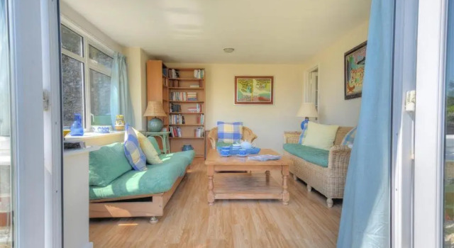 Penny Plot Cottage, Забронировать Дом для отпуска Отели Лайм-Риджис с парковкой, рядом с Городская мельница, Парковка