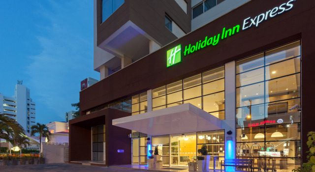 Holiday Inn Express - Cartagena Bocagrande by IHG, Забронировать Отель Отели Картахены 4 звезды, рядом с Consulate of Panama, 4*