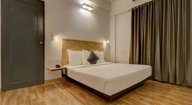 Люкс Business UPAR Hotels Indiranagar
