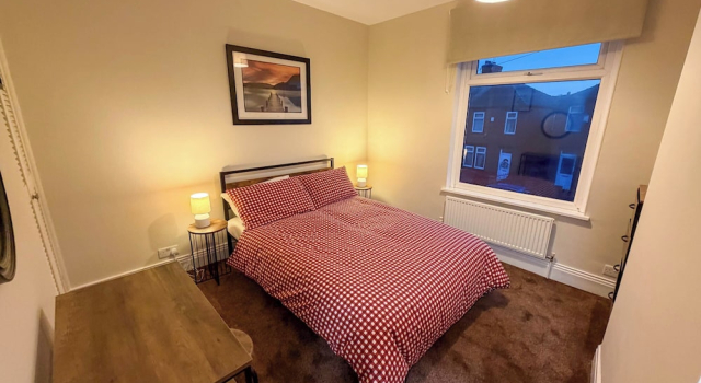 Family/business - Parking - Wifi - Sleeps 3