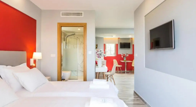 Полулюкс Menta City Boutique Hotel