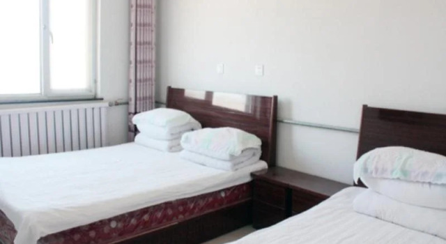 Beijing Laozhang Garden Farmstay Longqingxia Branch, Prenota Hotel Yanqing Pechino e dintorni