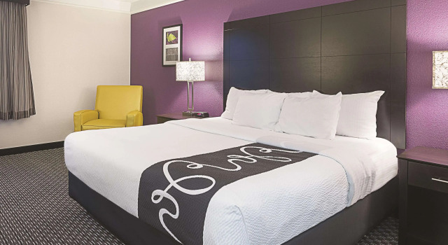 La Quinta Inn & Suites Las Vegas Summerlin Tech, Boek Hotel Hotels in Missouri met zwembad, Zwembad