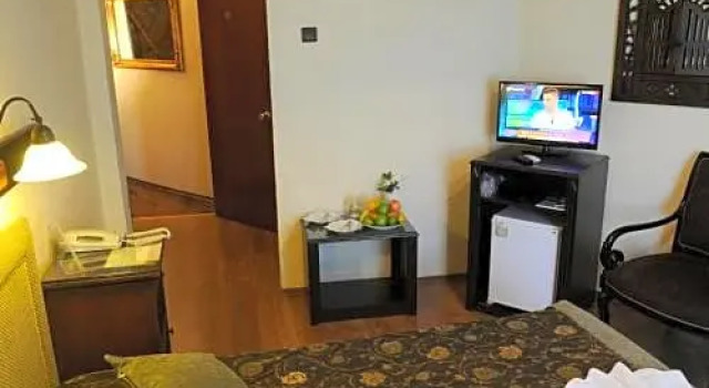 Одноместный номер Standard Megara Palace