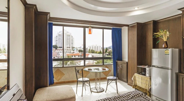 I AM OTEL Patong, Забронировать Отель Патонг-Бич остров Пхукет