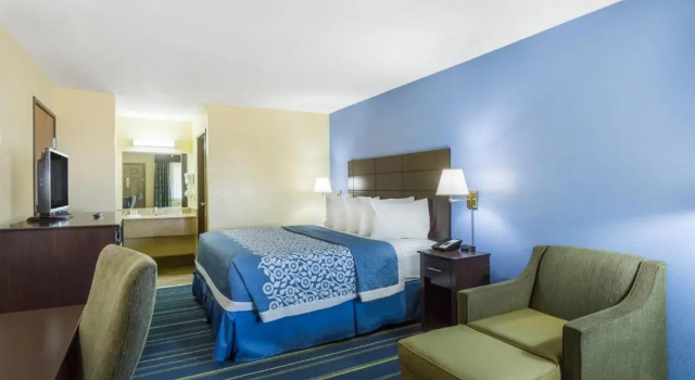 Номер Standard Days Inn by Wyndham Holbrook