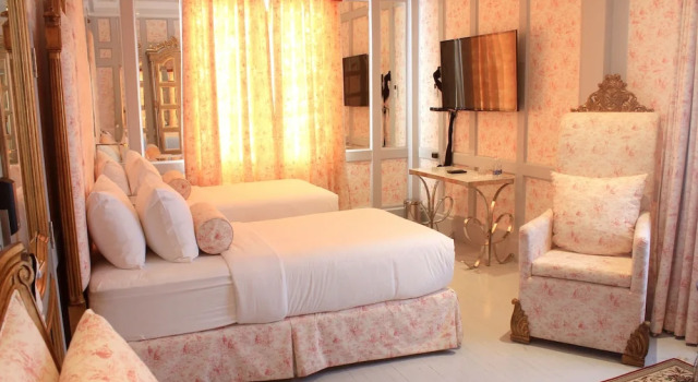 Люкс с красивым видом из окна Kamiseta Hotel