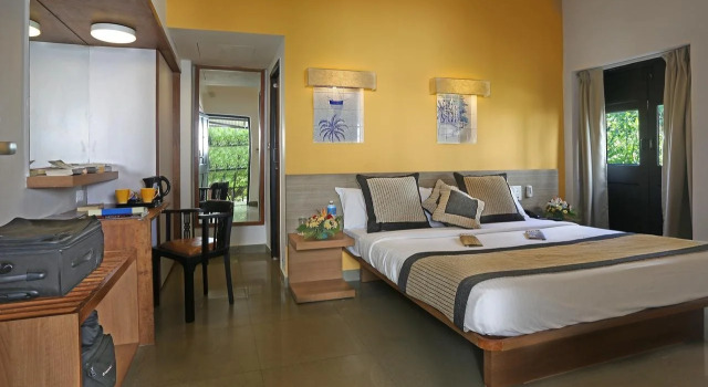 Keys Resort - Ronil, Goa, Rezerwuj Hotel Hotele w Calangute z parkingiem, Parking