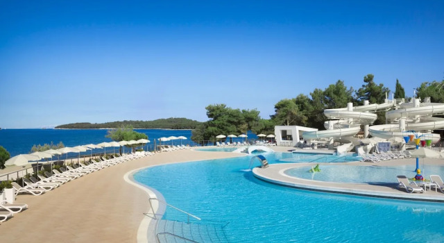 Nice Apartment With a Balcony or Terrace, Near Rovinj, Забронировать Апартаменты/квартира Апартаменты Ровинь, рядом с Church of Saint Benedict Rovinj, Апартаменты/квартира