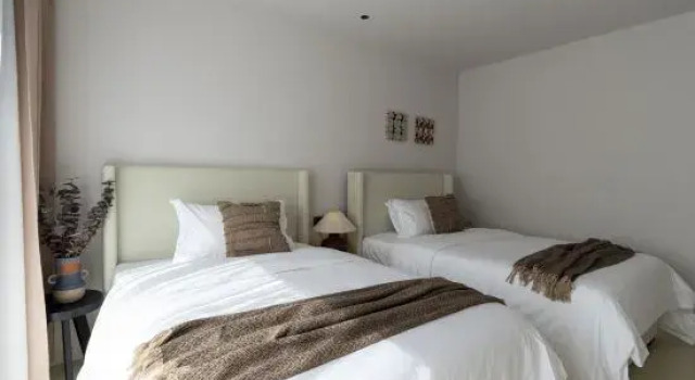 Luksusowy dwuosobowy suite 29 Ave. inn