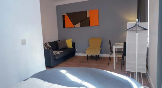 The red house, Prenota Hotel Hollerich Luxembourg
