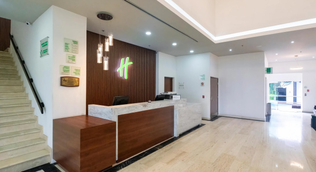 Holiday Inn Uruapan, Book Hotel Hoteller i Uruapan med parkering, Parkering