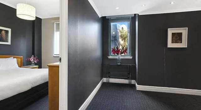 Апартаменты The Coogee View Beachfront Serviced Apartments