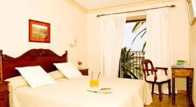 Двухместный номер Standard с балконом Hotel la Vila