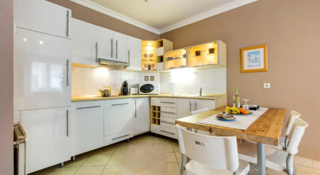 Viola - Newly furnished with free garage!, Varaa Hotelli Budapest Budapest