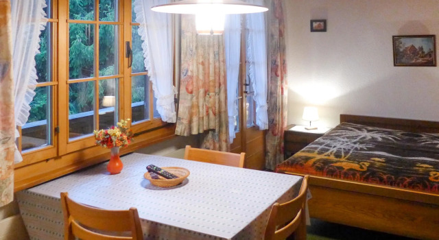 Chalet Marie Rosa, Prenota Chalet Hotel a Canton Berna con parcheggio, Parcheggio