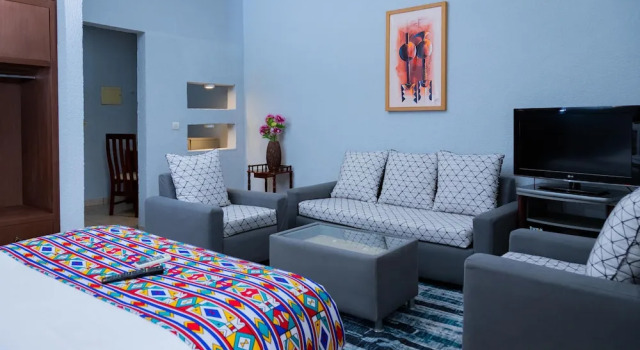 Полулюкс с балконом и с красивым видом из окна Hotel Hibiscus Blvd Triomphal