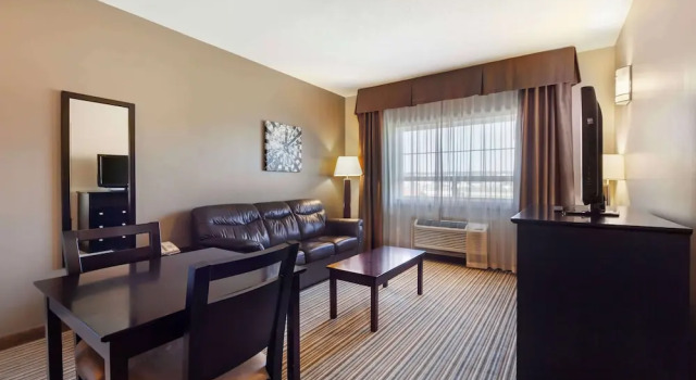 Люкс с 2 комнатами Best Western Plus Peace River Hotel & Suites