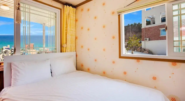 Samcheok Yedaum Pension, Boek Pension Hotels in Gangwon-Do met parkeren, Parkeren