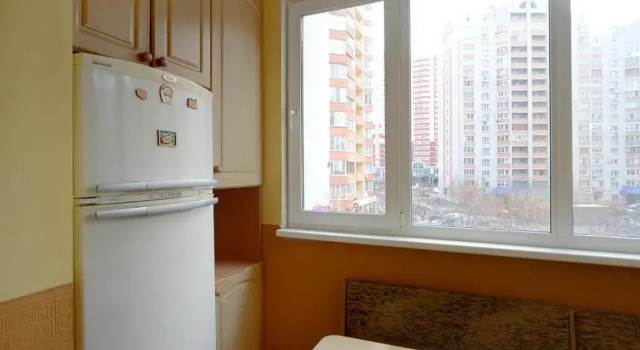 Apartment on Urlivska Street 10a, Buchen Sie Ferienwohnung Darnyckyj Kiew