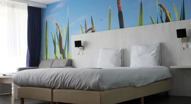 Двухместный номер Standard с балконом Fletcher Hotel Restaurant Loosdrecht-Amsterdam