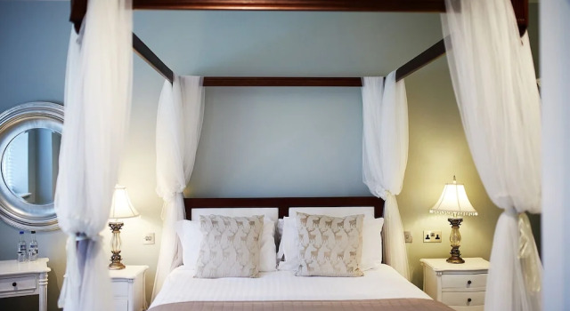 Люкс Luxury Seckford Hall Hotel & Spa