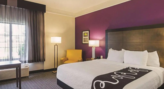 Двухместный номер Standard La Quinta Inn & Suites by Wyndham Denver Airport DIA