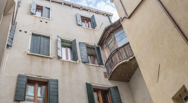 Riva Palace Apartments by Wonderful Italy, Забронировать Апартаменты/квартира Апартаменты Венеции, рядом с Церковь Святого Георгия Великого, Апартаменты/квартира