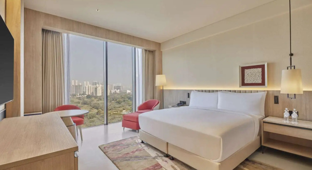 Номер Executive Hilton Gurugram Baani City Centre