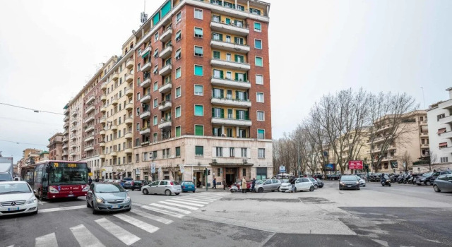 Cosy and Bright Flat Near the Vatican, Prenota Hotel Roma Lazio