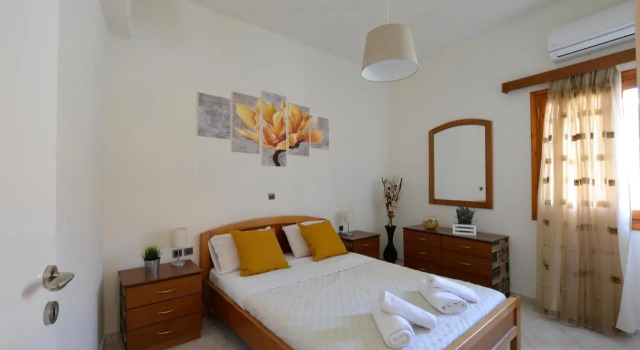 Oasis Apartment, Забронировать Апартаменты/квартира Отели Агия-Пелагия с парковкой, рядом с Пляж Агия Пелагия, Парковка