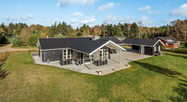 "Geri" - 700m from the sea in NE Jutland