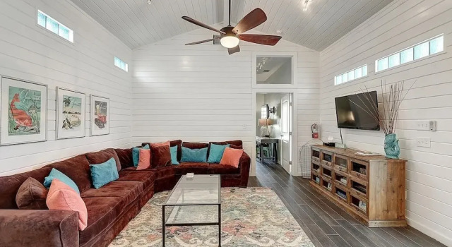 Hemingway House 3 Bedrooms 3 Bathrooms Condo