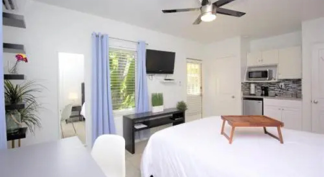 Tropical Retreat Studio - 632B