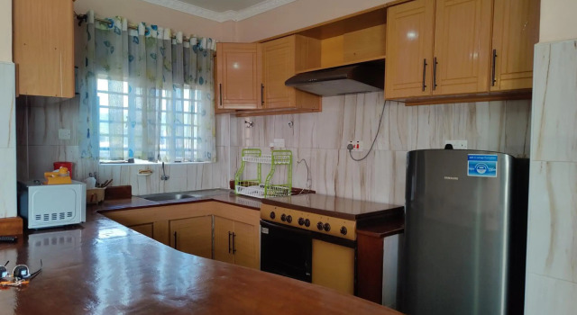 Fadhili House, Rezervovat Hotel Hotely v Nakuru County s parkováním, Parkování