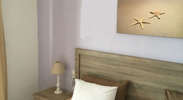 Трёхместный номер Standard с балконом Zorbas Beach Hotel