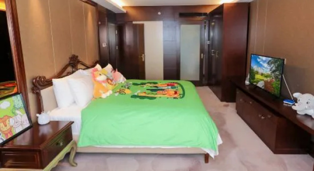 Люкс Beijing Continental Grand Hotel
