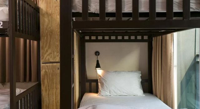 Small Space Cafe and Hostel